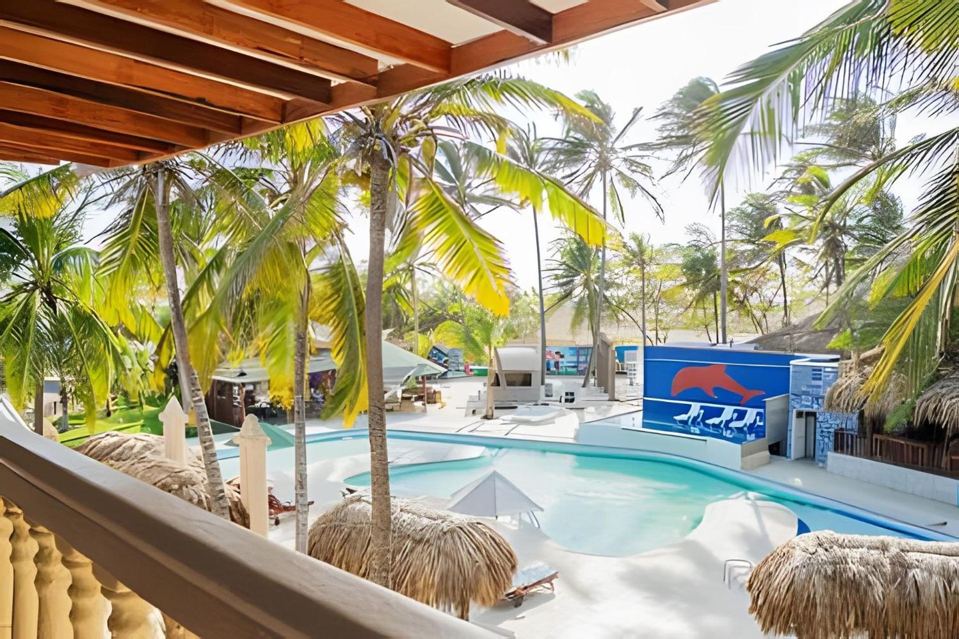 Playa Palmeras Beach Resort Картахена Экстерьер фото