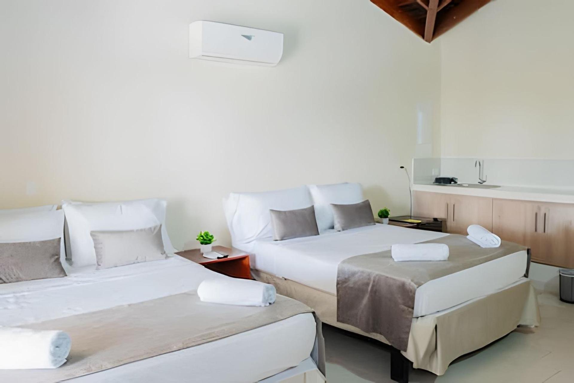 Playa Palmeras Beach Resort Картахена Экстерьер фото