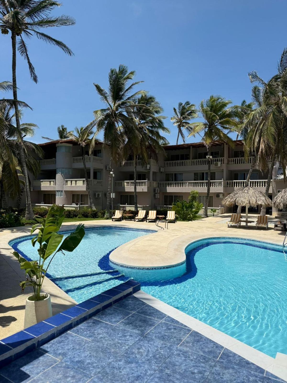 Playa Palmeras Beach Resort Картахена Экстерьер фото