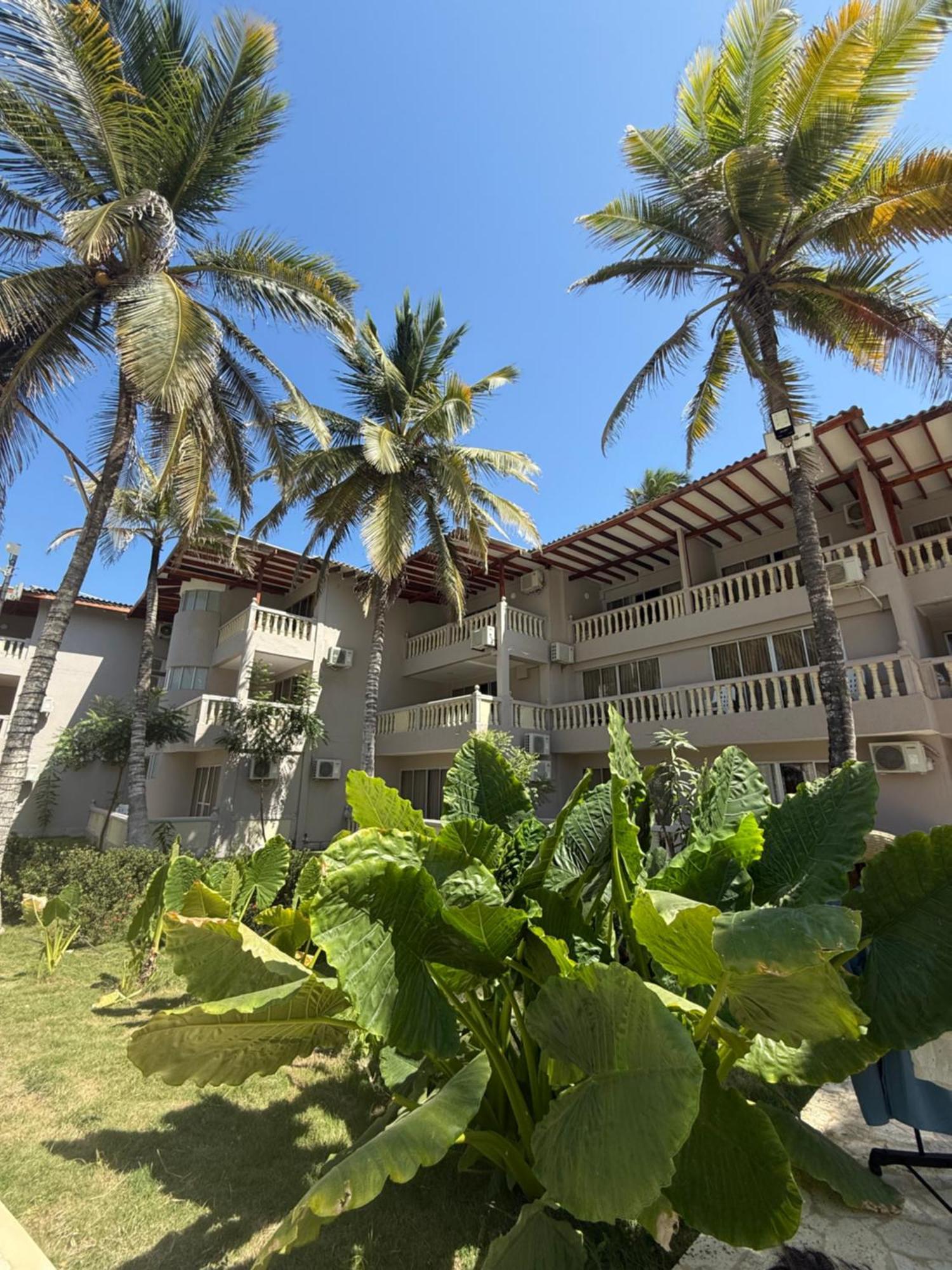 Playa Palmeras Beach Resort Картахена Экстерьер фото